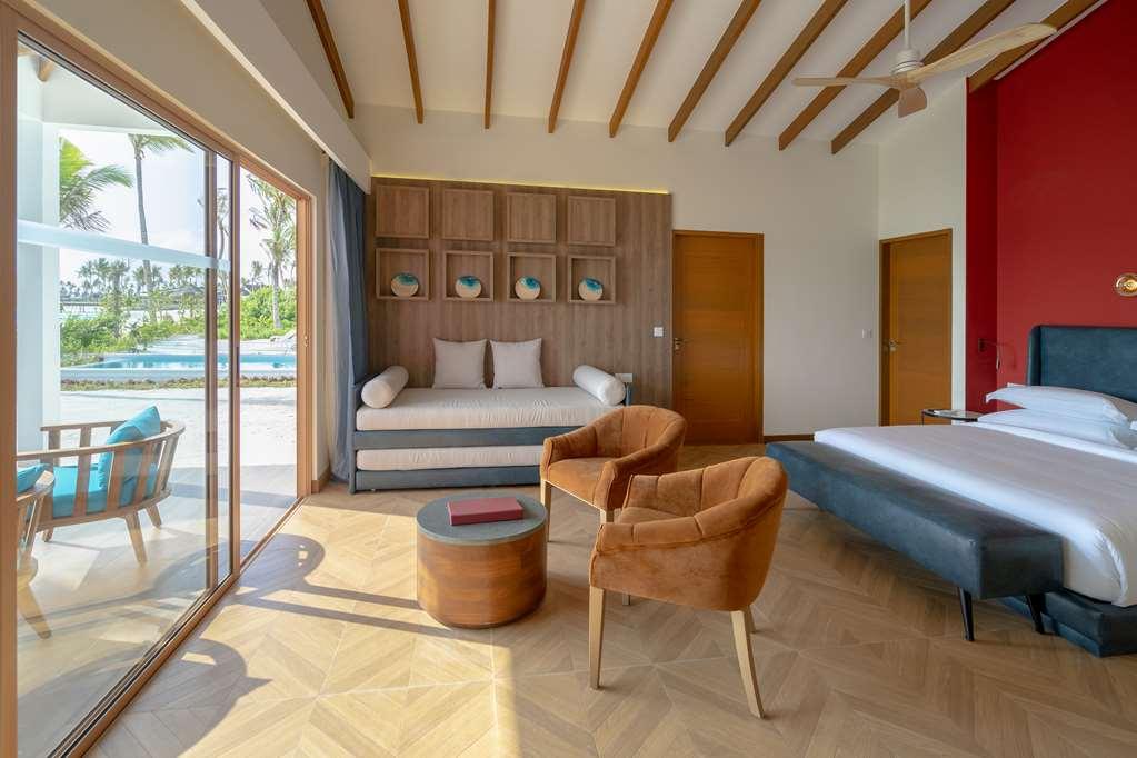 Готель Joy Island Maldives Thulhaagiri Номер фото